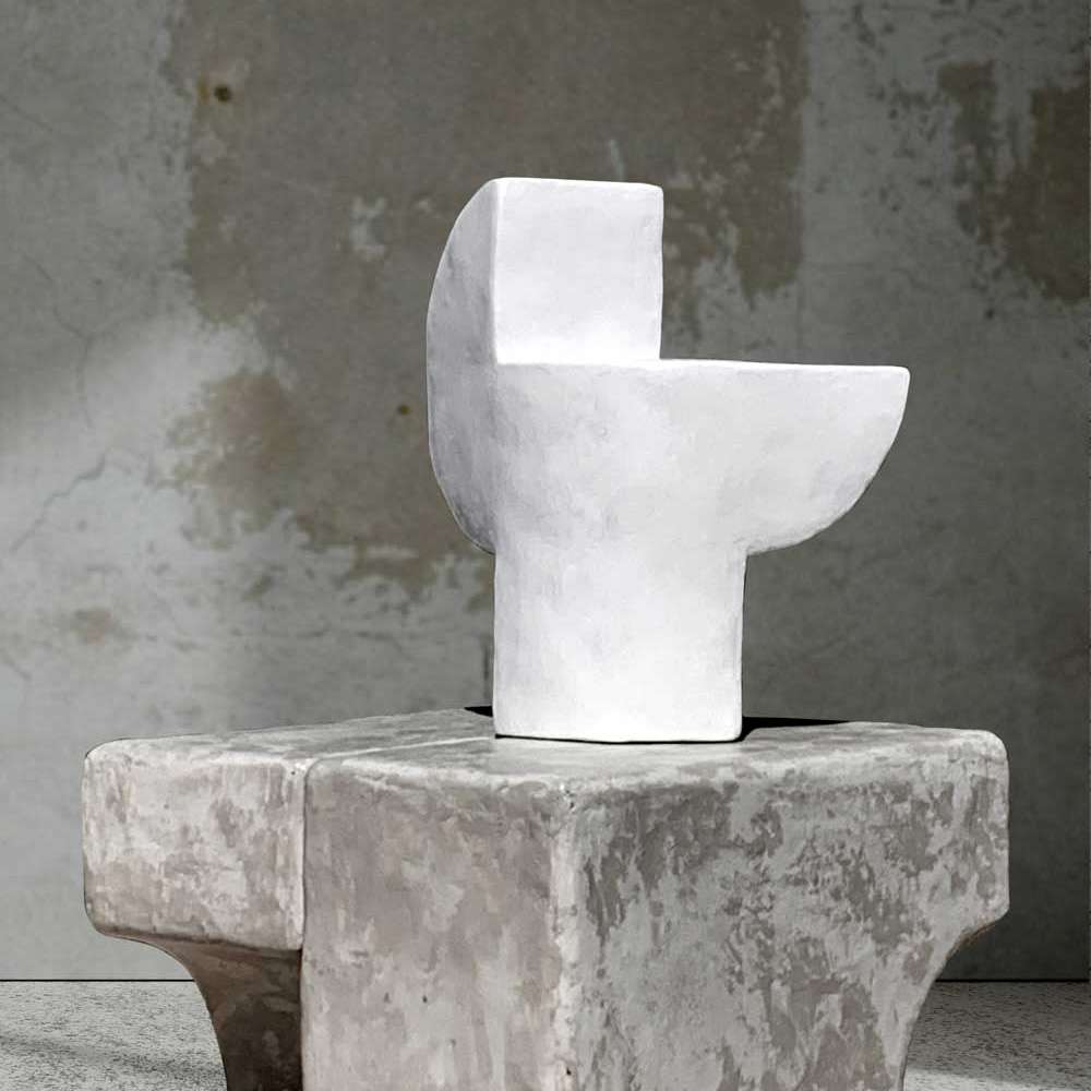 Grow sculpture in white