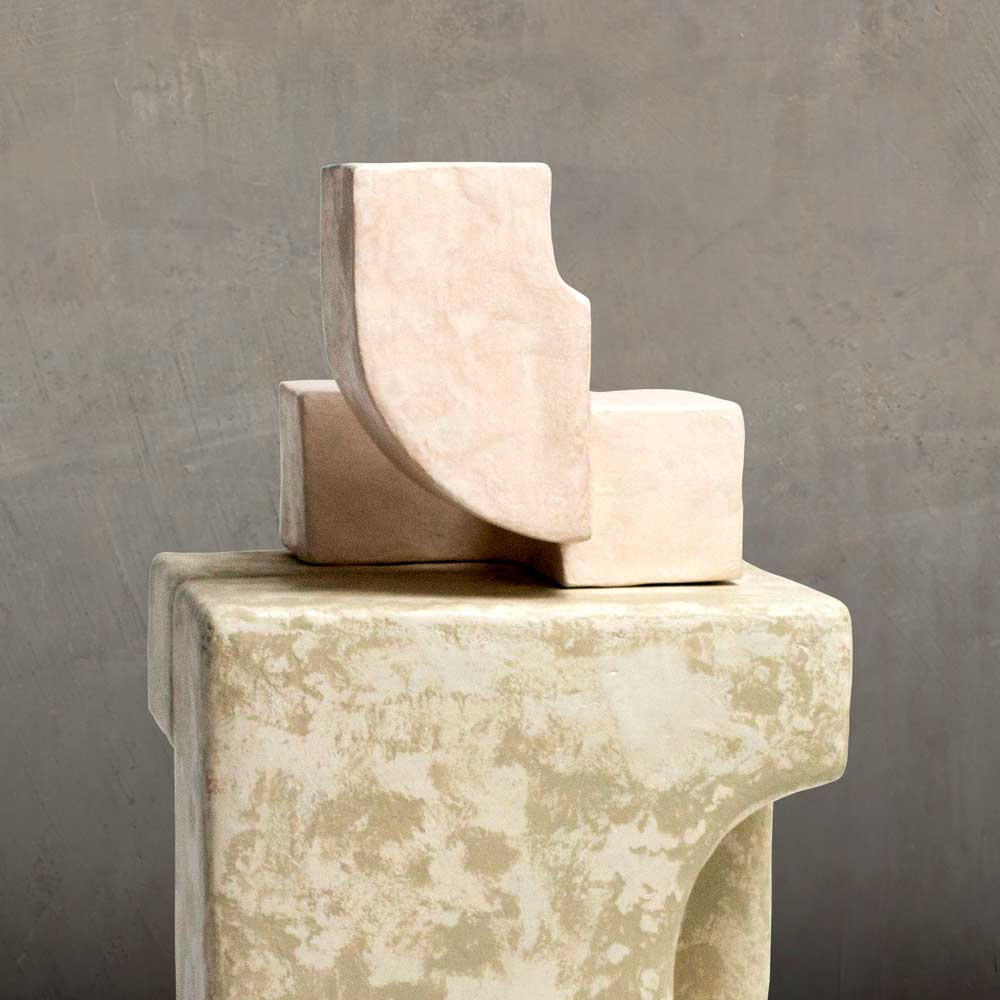 Attachment sculpture pink